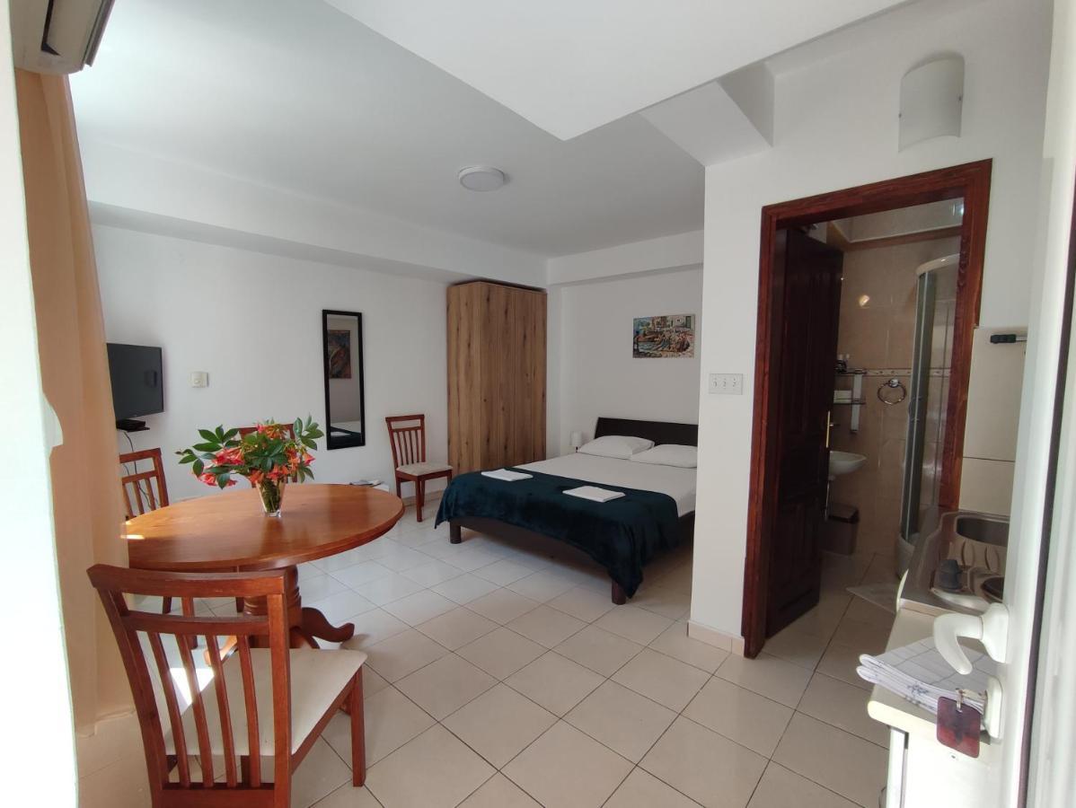 Studio Apartman Radimir Kotor Exterior foto